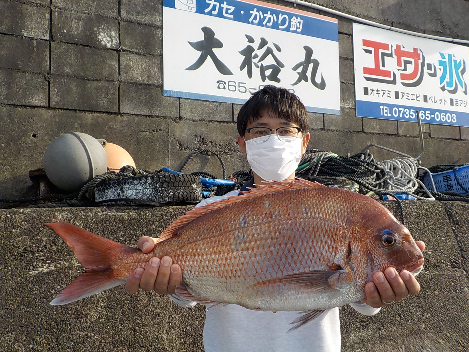 大阪の前島様　マダイ45～65センチ　中アジ