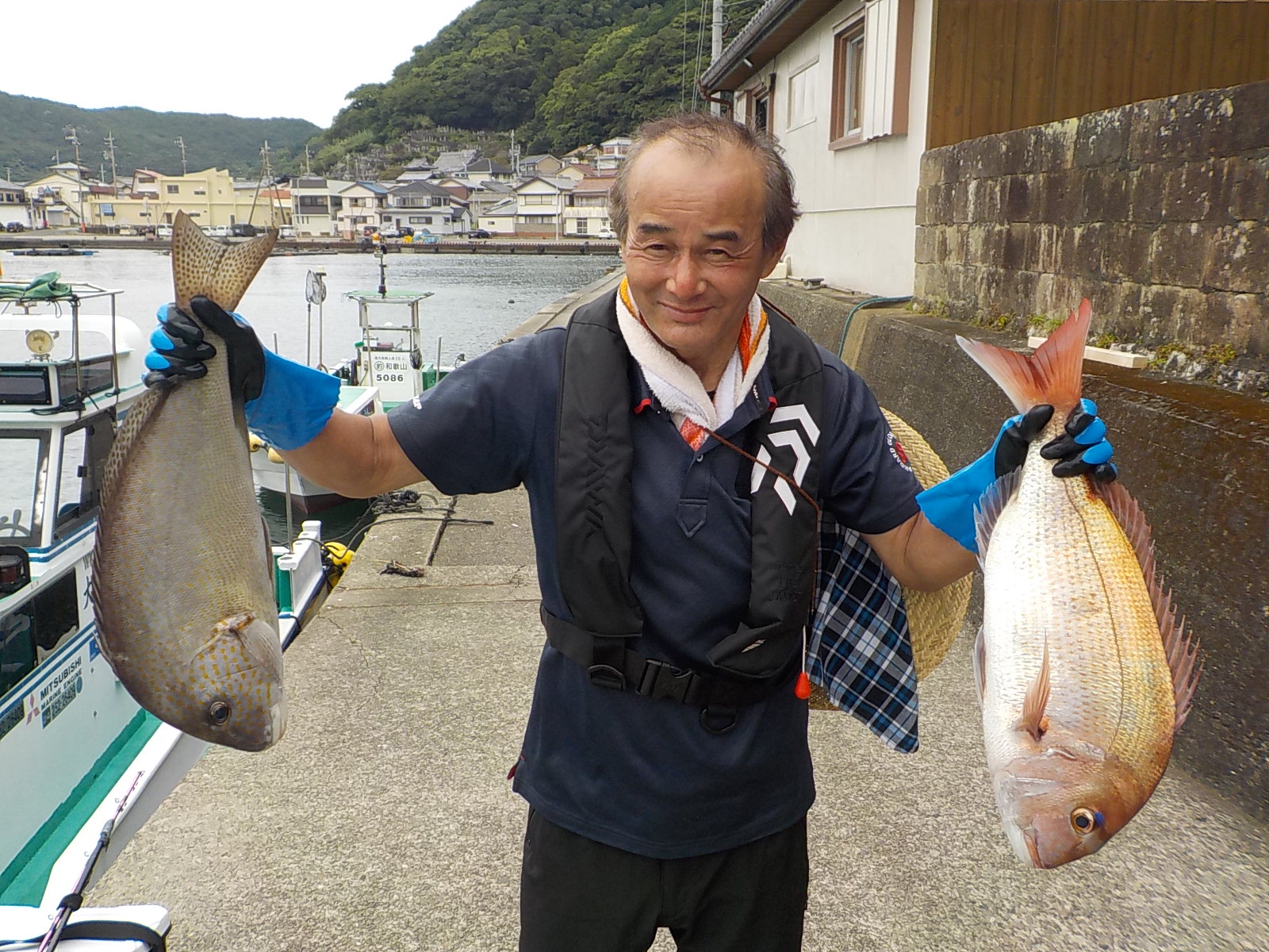 吉田様　マダイ65センチ　コロダイ60センチ