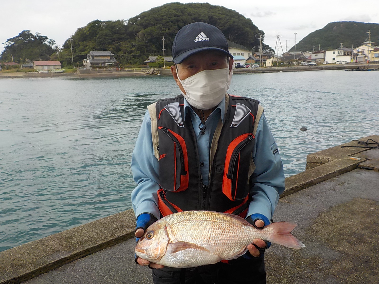 中野様　マダイ50センチ　カワハギ等