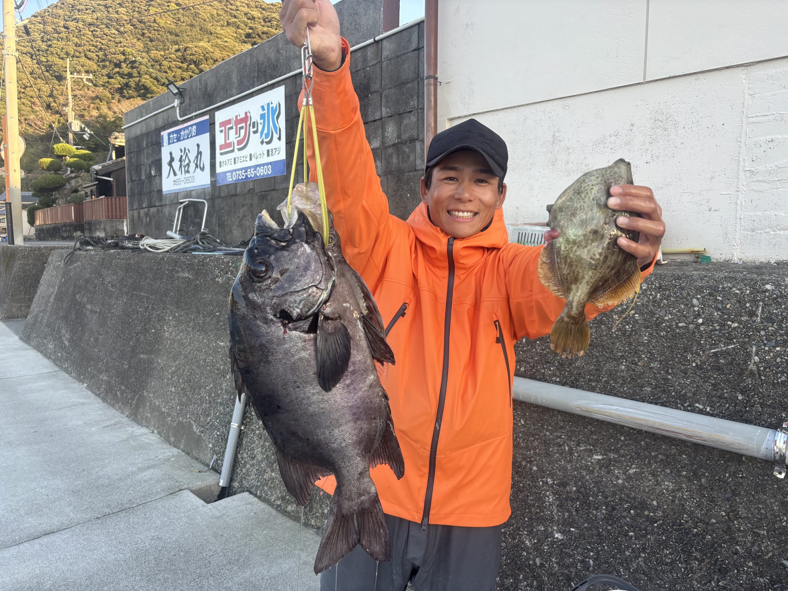 島内様　イシダイ５７センチ　チヌ５５センチ