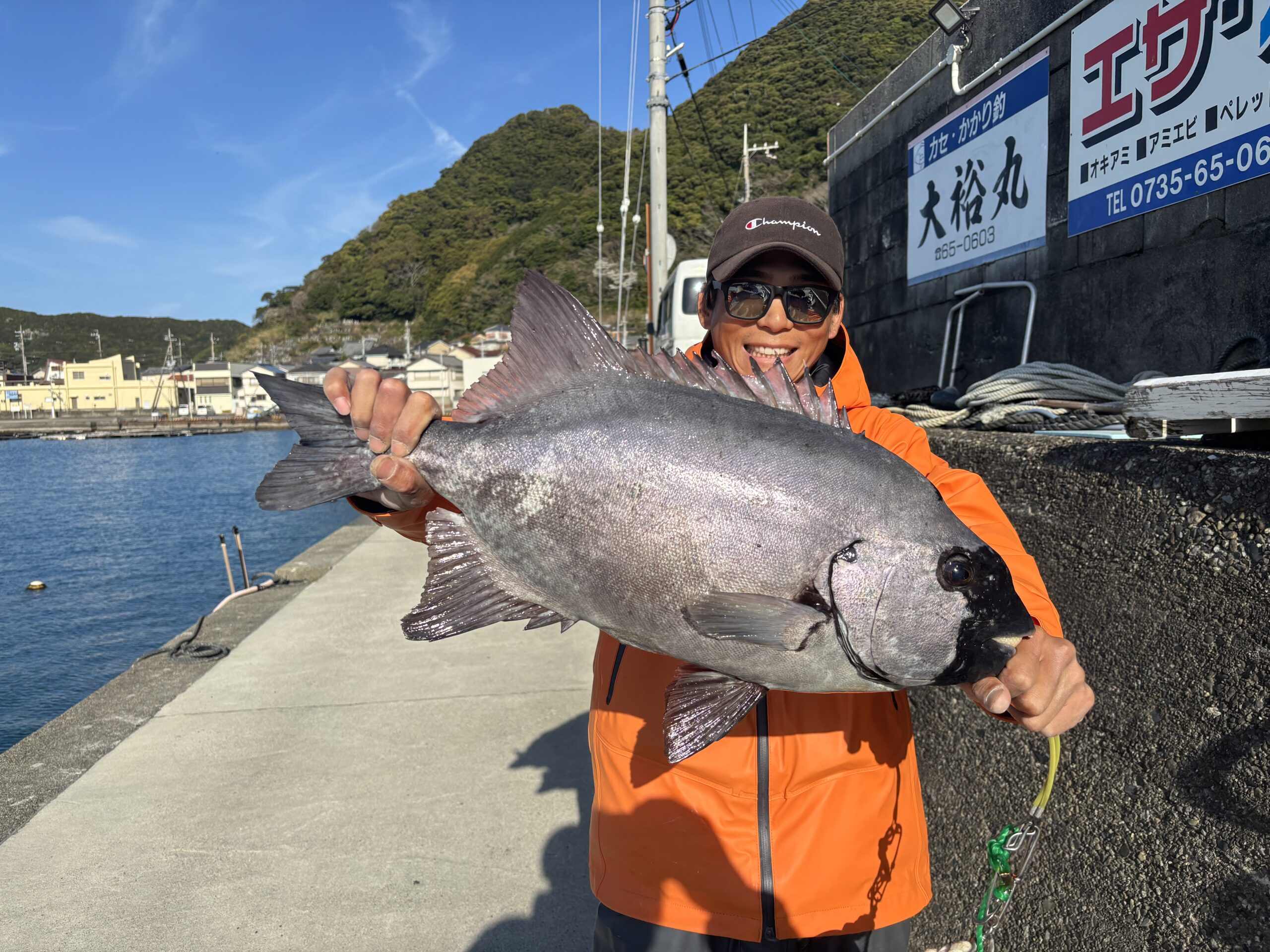 島内様　イシダイ65センチ
